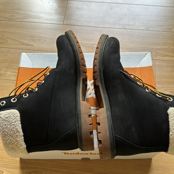 Timberland Premoum 6 Inch Waterproof Boot - Picture 5 of 8